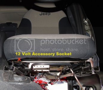 Jeep%2012%20Volt%20Socket.jpg